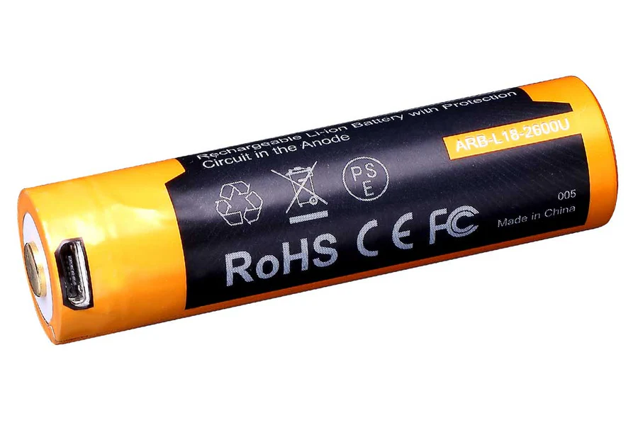 Fenix ARB-L18-2600U Rechargeable Li-ion Battery with Micro-USB Charging Type 18650 (2600mAh / 3.6V)