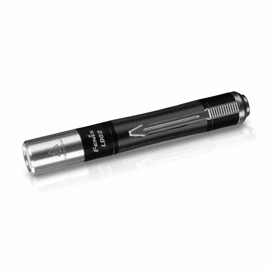 Fenix Torcia LD02 V2.0 XQE-HI and 365nm UV LED 70 lumens + UV 200mW (Black)